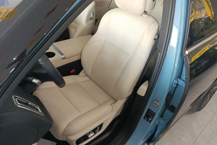 Used Li Auto L7 2024 Ultra Model
