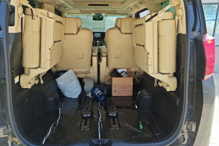 Used Toyota Alphard 2023 Dual-Motor 2.5L Premium Golden Edition