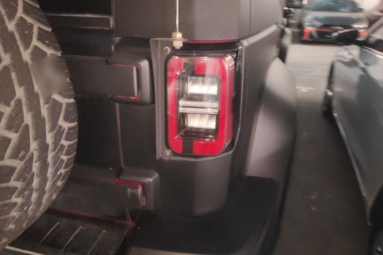 Used BAIC Off-Road BJ40 2023 2.0D Automatic Four-Wheel Drive Blade Hero Edition Adventurer Type
