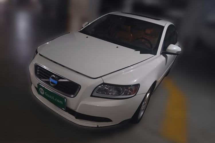 Used Volvo S40 2011 2.0L Automatic ZhiShang Edition