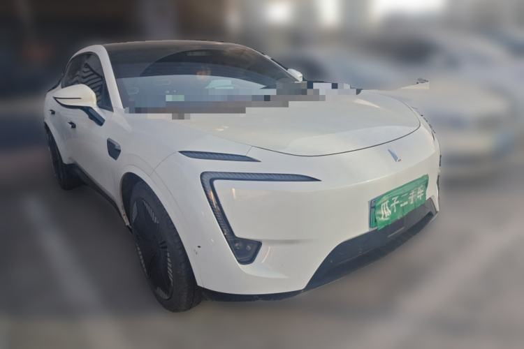 Used Avatr 11 2023 Long-Range Single-Motor Version 5 Seats Front Right 45 Deg