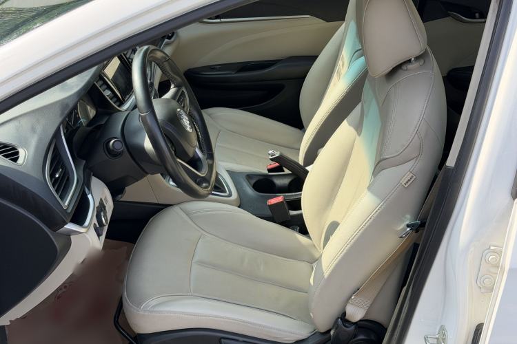 Used Buick GT 2019 15T Dual-Clutch Connected Elite Model China VI