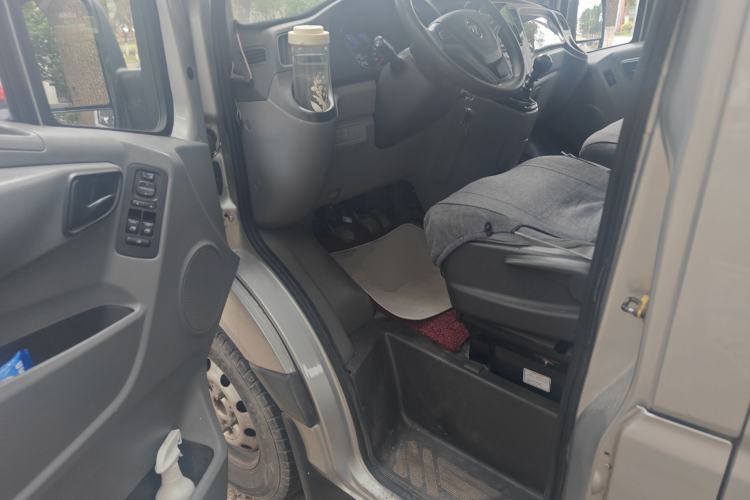 Used Foton Toano 2021 2.0T Manual Tongtu Long Wheelbase Mid-Height 5/6/7-Seater 4F20TC3