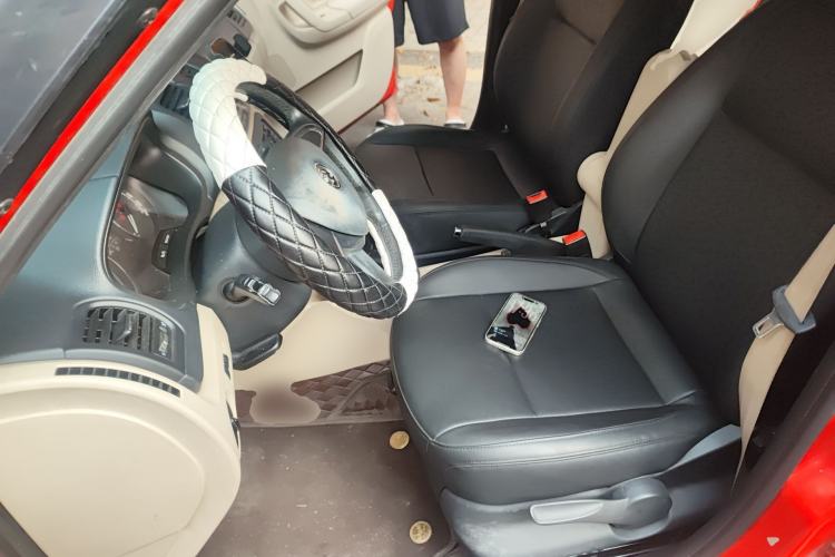 Used Skoda Fabia 2012 1.4L Automatic Crystal Edition Left Front Seat