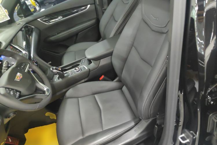 Used Cadillac XT6 2021 2.0T Six-Seater Four-Wheel-Drive Luxury Version