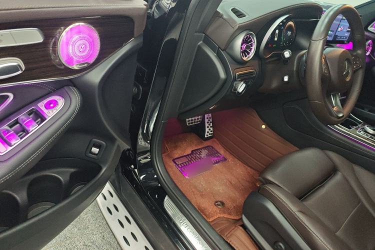 Used Mercedes-Benz GLC 2018 Facelifted GLC 260 4MATIC Dynamic Edition Driver Seat