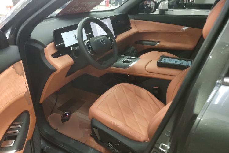 Used Changan CS75 PLUS 2025 4th Generation 1.5T New Blue Whale Smart Luxury Edition