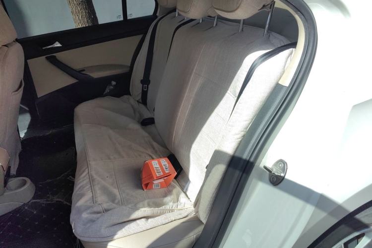 Used Skoda Rapid 2015 1.6L Automatic Smart Selection Model