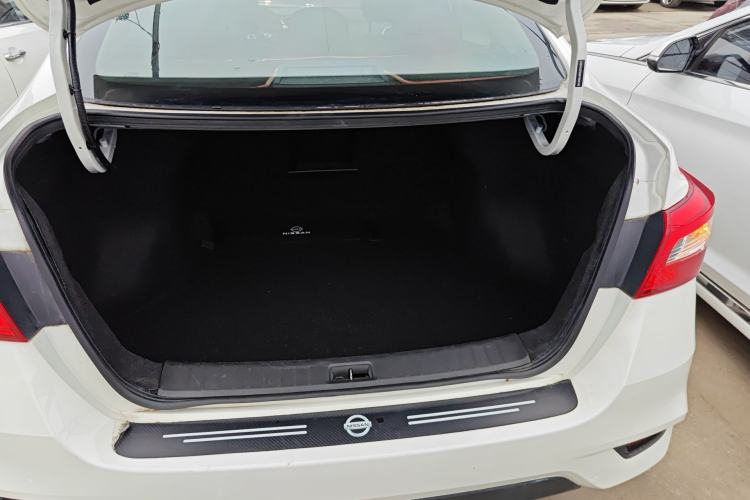 Used Nissan Sylphy 2021 Classic 1.6XL CVT Luxury Edition Trunk