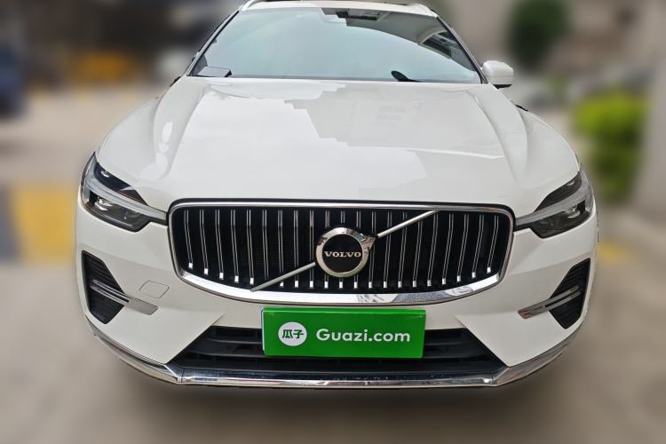 Used Volvo XC60 2023 B5 4x4 Smart Luxury Edition
