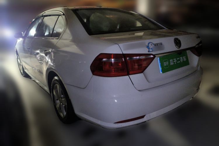 Used Volkswagen Lavida 2013 Revised Classic 1.6L Automatic Fashion Edition