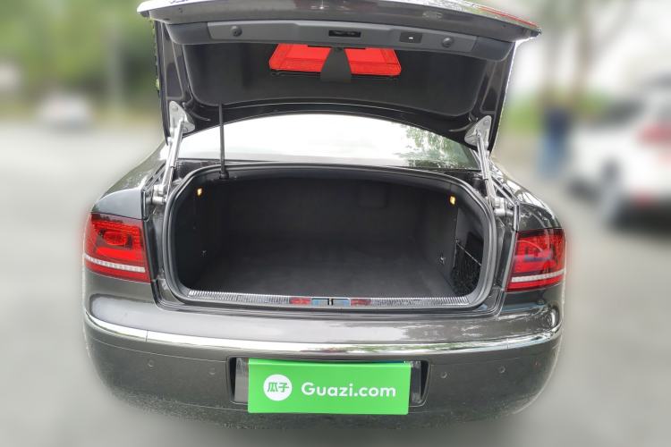 Used Volkswagen Phaeton 2012 3.0TDI Elite Custom Edition
