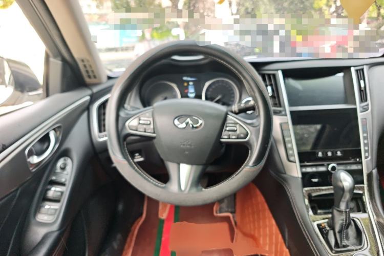 Used Infiniti Q50L 2018 2.0T Comfort Edition China VI Standard Steering Wheel