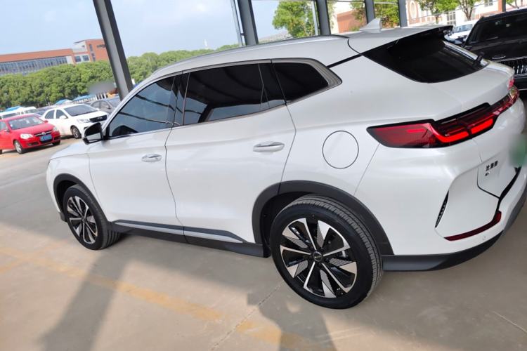 Used BYD Song PLUS New Energy 2025 EV 520km Premium Version