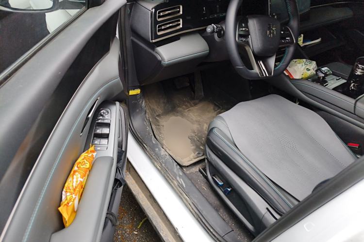 Used BYD Qin L 2024 DM-i 120KM Leading Model Driver Seat