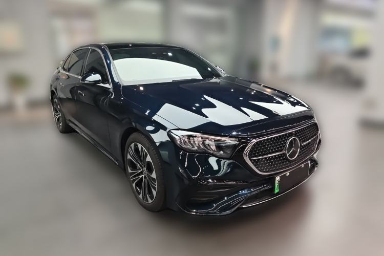 Used Mercedes-Benz E-Class New Energy 2024 E 350 e L Plug-in Hybrid Sports Sedan Front Right 45 Deg