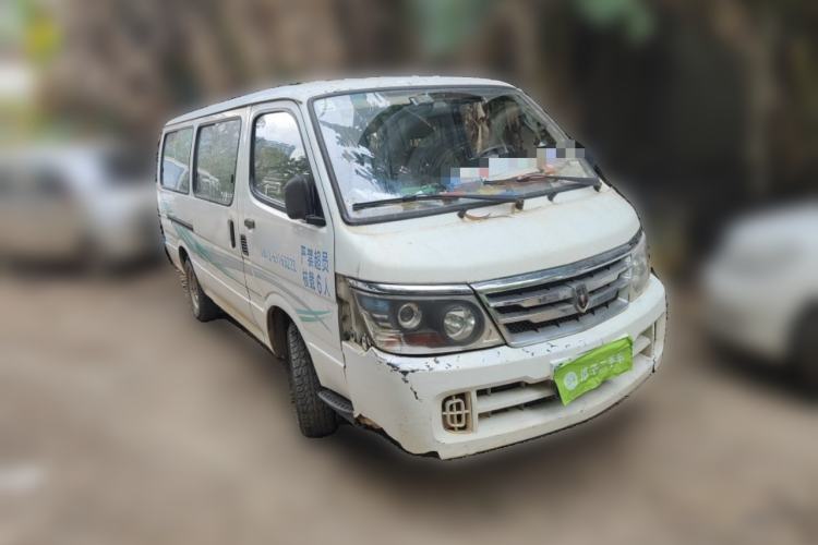 Used Jinbei Hiace 2011 2.0L 5th Generation Power King Comfort Version 4G20D4B Front Right 45 Deg