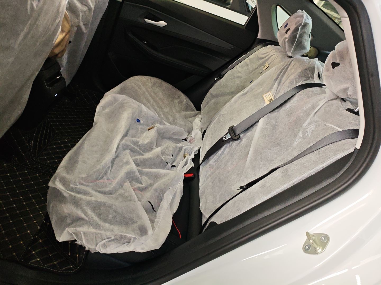 Geely Auto Binray 2024 Binrui COOL 1.5T DCT Longteng Edition — снимка 20