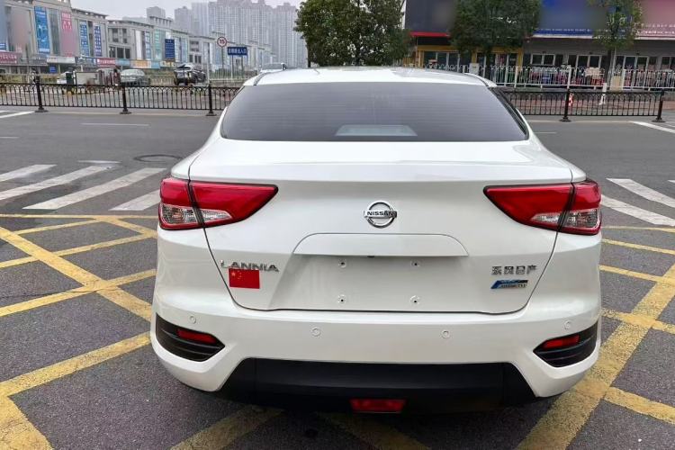 Used Nissan Lannia 2020 1.6L CVT Smart Connect Smart Cool Edition
