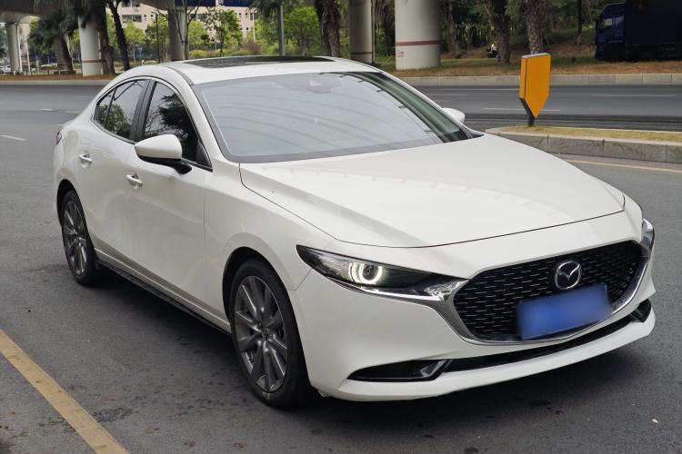 Used Mazda 3 Axela 2023 2.0L Automatic ZhiZhen Edition
