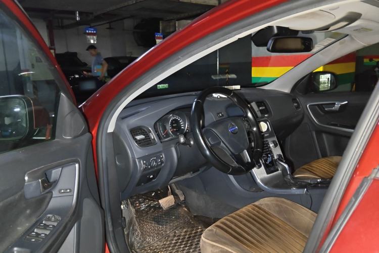 Used Volvo S60 2015 S60L 2.0T Smart Drive Edition Driver Seat