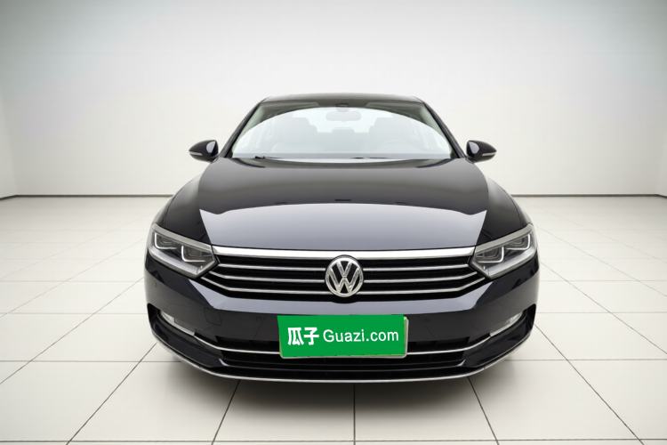 Used Volkswagen Magotan 2017 330TSI DSG Luxury Model
