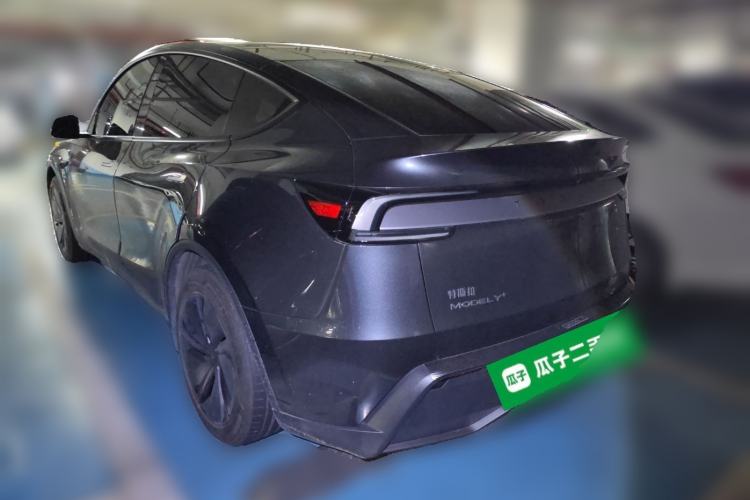 Used Tesla Model Y 2025 Long-Range All-Wheel Drive First Edition