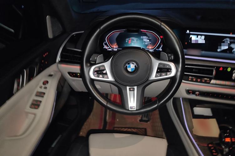 Used BMW X7 2021 xDrive40i Executive Model with M Sport Package
