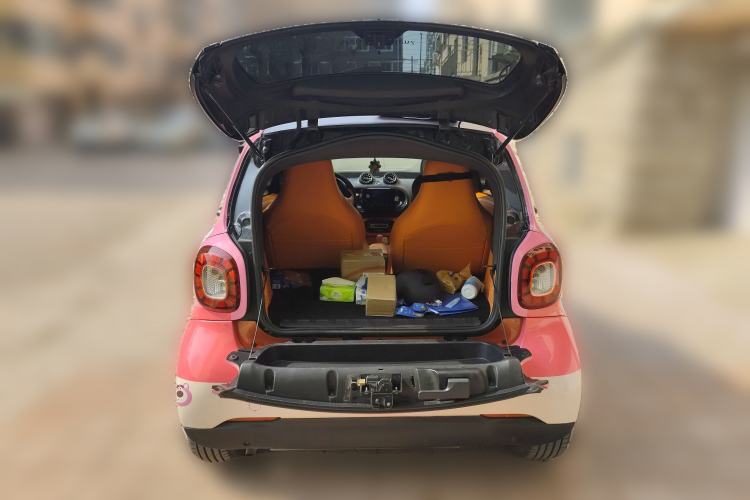 Used smart fortwo 2015 1.0L 52 kW hardtop Dynamic version