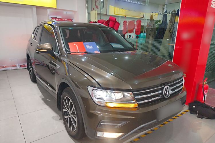 Used Volkswagen Tiguan L 2018 330TSI Automatic Two-Wheel Drive Luxury Edition
