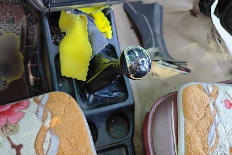 Used Dongfeng Ruichi 2013 2.2T Diesel Two-Wheel Drive Standard Version ZD22TE
