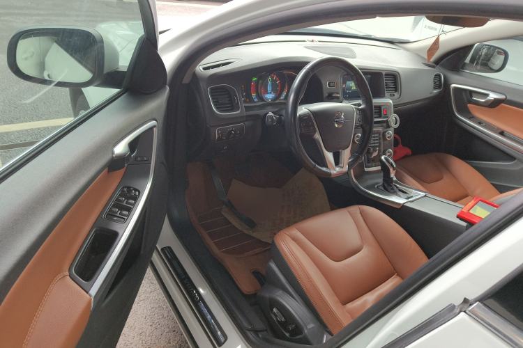 Used Volvo S60 2014 S60L T5 Intelligent Drive Edition
