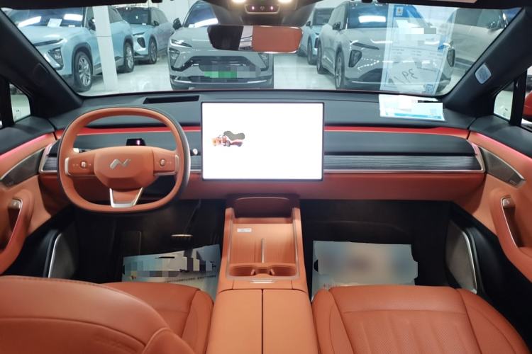 Used ONVO L60 2024 60 kWh Rear-Drive Version