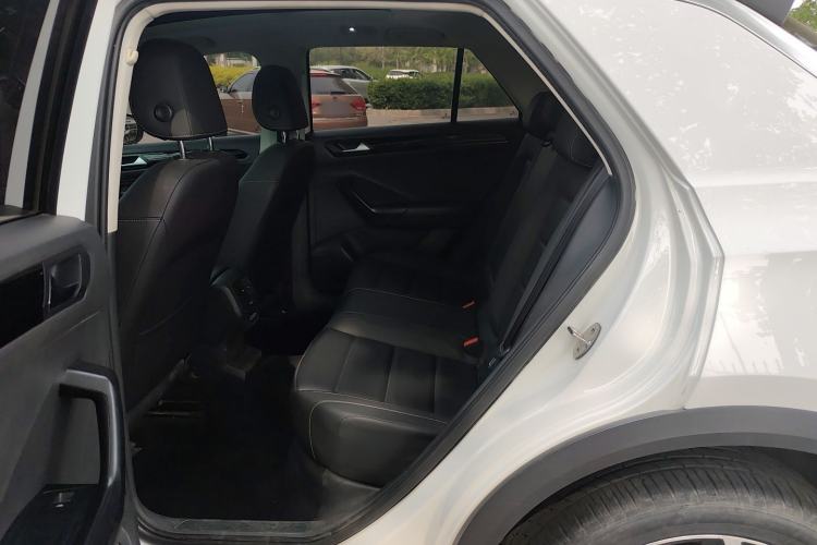 Used Volkswagen T-ROC 2019 280TSI DSG Two-Wheel Drive Comfort Version China VI Standard