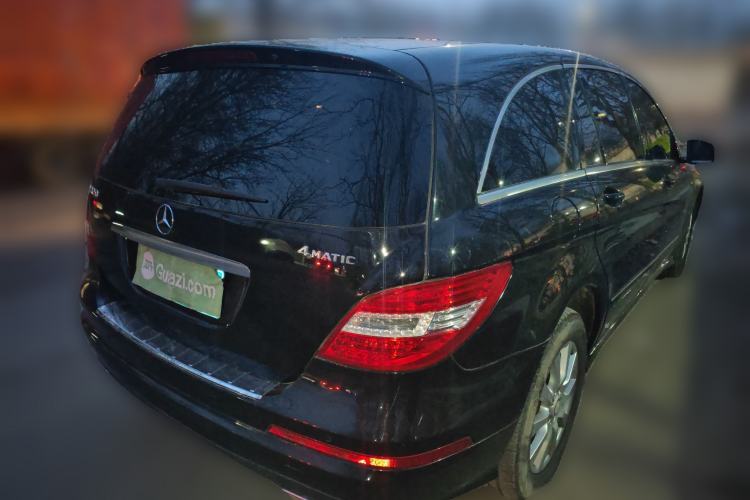 Used Mercedes-Benz R-Class 2017 R 320 4MATIC Business Edition Prestige Model