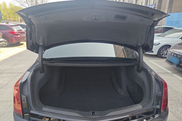 Used Cadillac CT6 2022 28T Fashion Edition Trunk