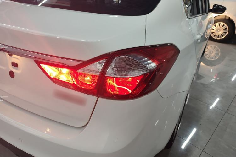 Used Kia K3 2016 1.6L Automatic GLS Right Rear Taillight