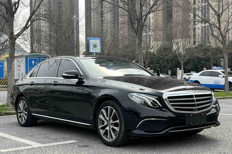 Used Mercedes-Benz E-Class 2018 Facelift E 300 L Luxury Edition