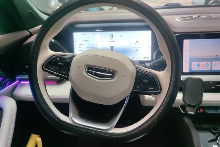 Used Geely Auto Monjaro L 2024 2.0TD High-Power Automatic Two-Wheel Drive Yunqi Version
