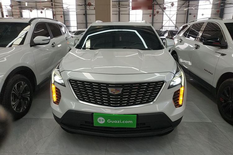 Used Cadillac XT4 2018 28T Two-Wheel Drive Tech Version