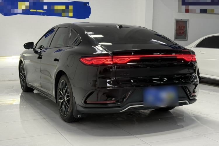 Used BYD Han 2025 DM-i 125KM Prestige Model
