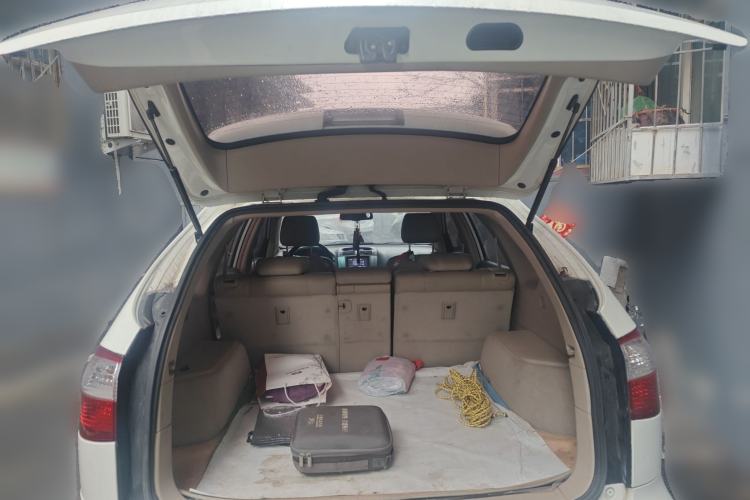 Used BYD S6 2012 2.4L Automatic Luxury Edition
