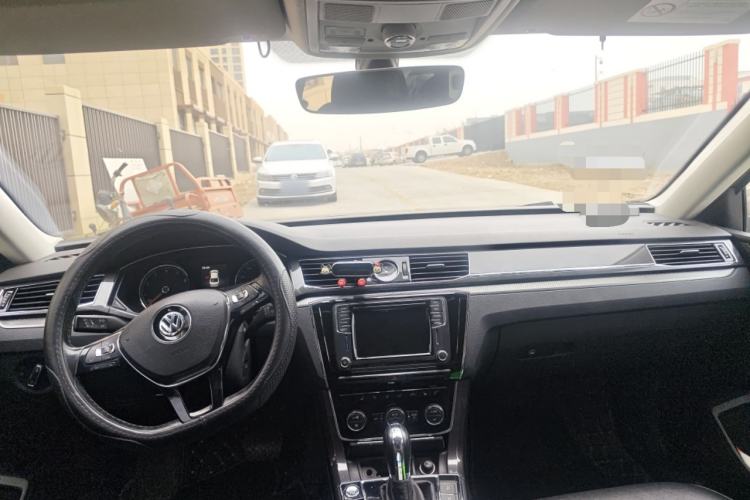 Used Volkswagen Passat 2016 330TSI DSG Prestige Edition
