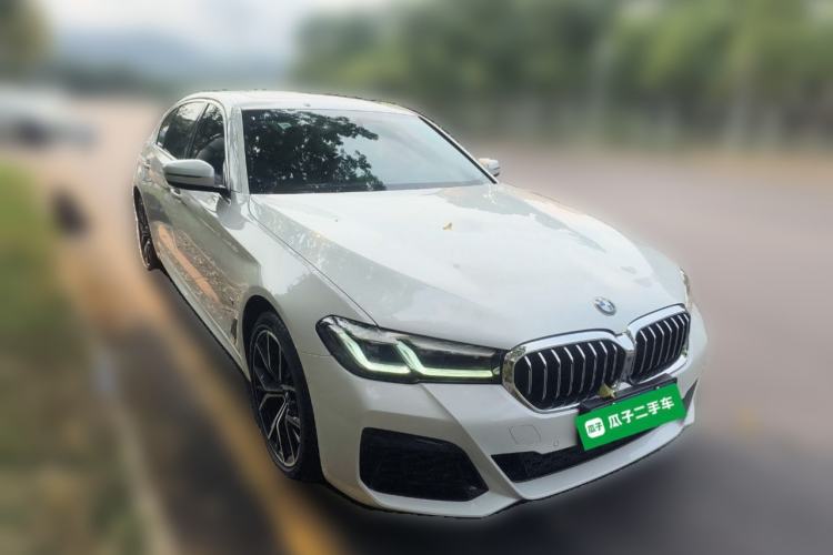 Used BMW 5 Series 2023 530Li Luxury Edition M Sport Package Front Right 45 Deg