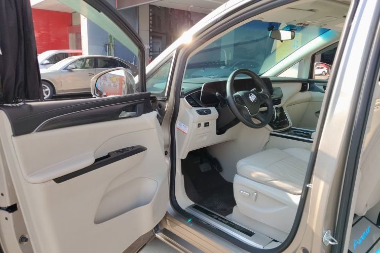 Used Buick GL8 2023 ES Lu Zun Comfort Model