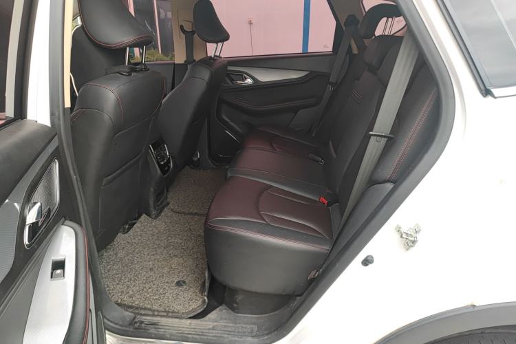 Used Baojun 560 2016 1.8L iAMT Luxury Model Left Rear Seat