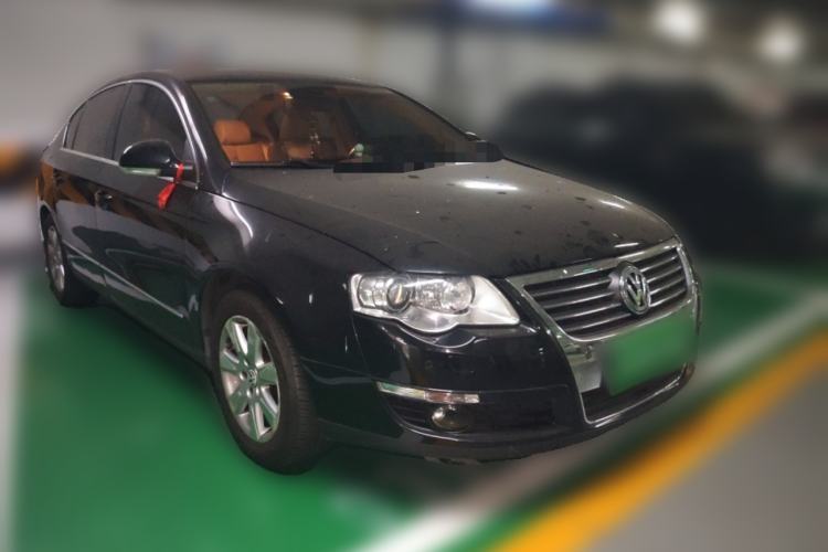 Used Volkswagen Magotan 2007 1.8 TSI Automatic Comfort Model Front Right 45 Deg