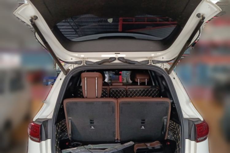 Used Mercedes-Benz GLB 2020 GLB 200 Stylish Edition Trunk