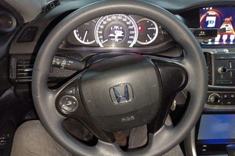 Used Honda Accord 2015 2.0L LX Comfort Edition
