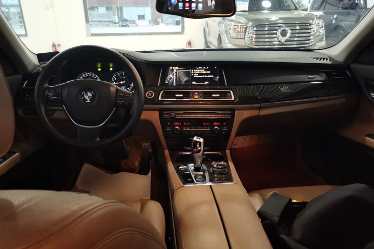 Used BMW 7 Series 2014 730Li Premium Edition
